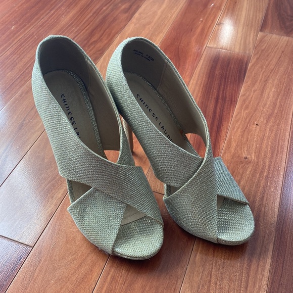 Chinese Laundry Heels - Picture 2 of 13